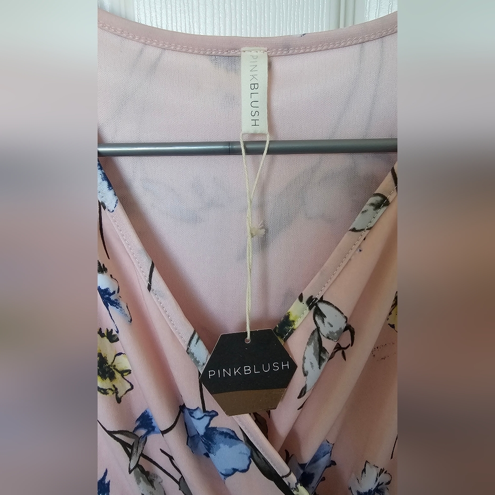 Pink Blush High-Low Floral Maternity Wrap Drsss - Picture 2 of 7